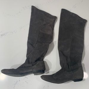 Over the knee Suede Gray Boots